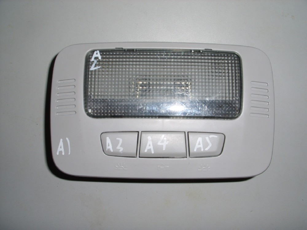 A0三廂室內(nèi)燈（不帶天窗）